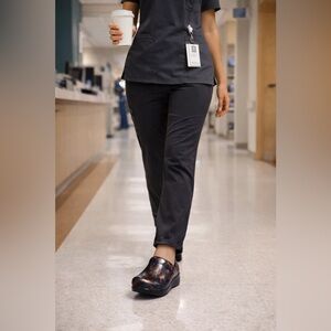 Dansko Nurse Shift Work Clogs | Iridescent Professional Shoes | EU 37